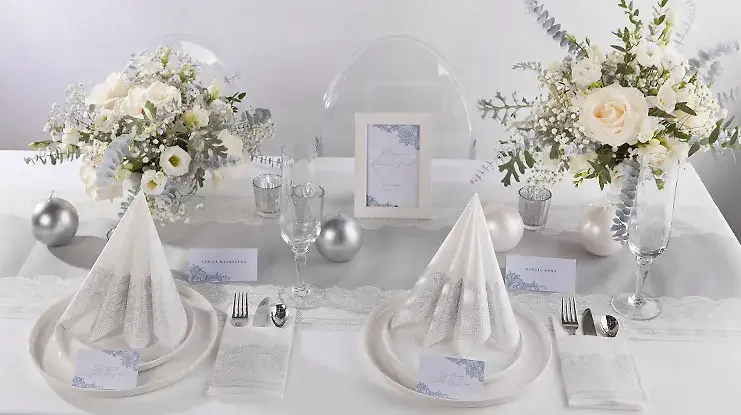 Jak udekorować stół na komunię w domu: eleganckie i tanie pomysły