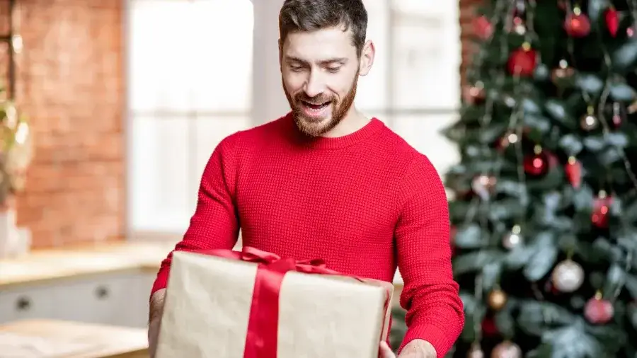 Co kupić starszemu bratu pod choinkę? 10 praktycznych i oryginalnych pomysłów