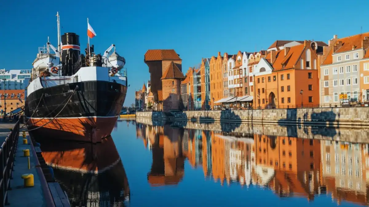 Gdańsk: Co zwiedzić? Odkryj ikony i ukryte skarby miasta wolności!
