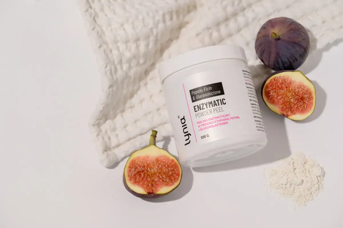 Peeling dla cery naczynkowej: Bezpieczne złuszczanie bez podrażnień