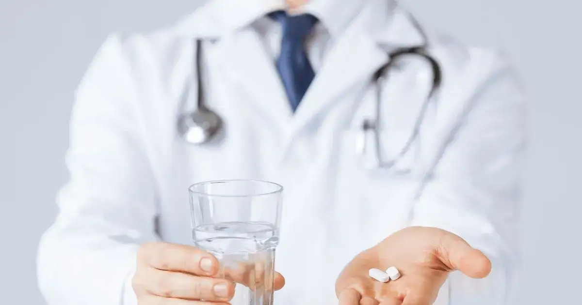 Poltram Combo czy na receptę? Poznaj ważne informacje i ryzyko