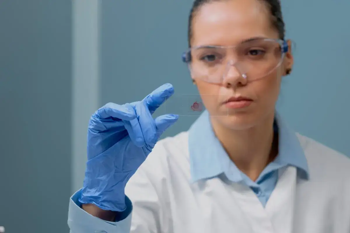 Odmowa skierowania na badania krwi NFZ? Oto Twój plan działania