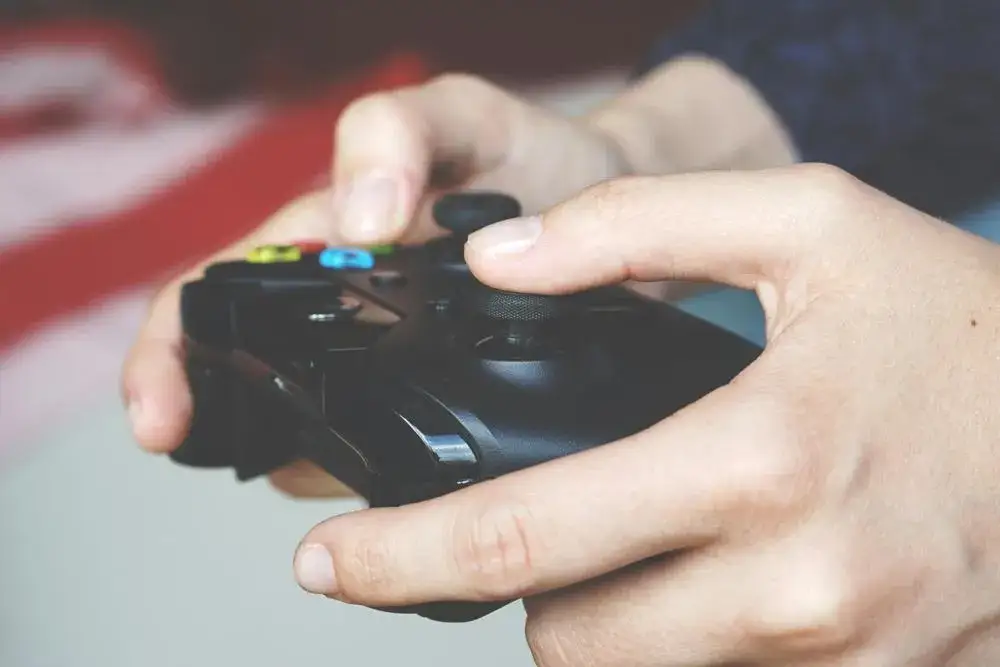 Jak pobrać gry na Xbox 360 - legalne metody i uniknięcie problemów