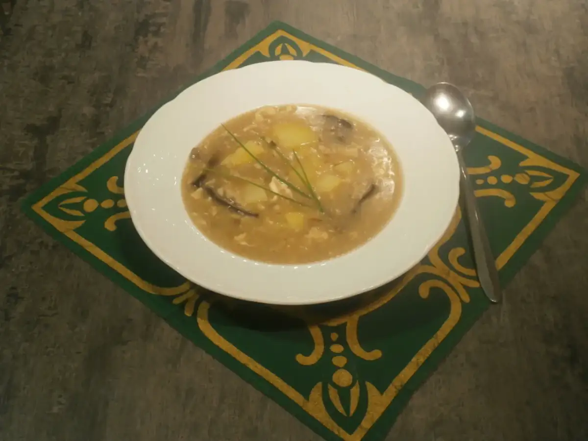 Smakuj potrawy regionalne Karkonoszy: tradycja i wyjątkowe przepisy