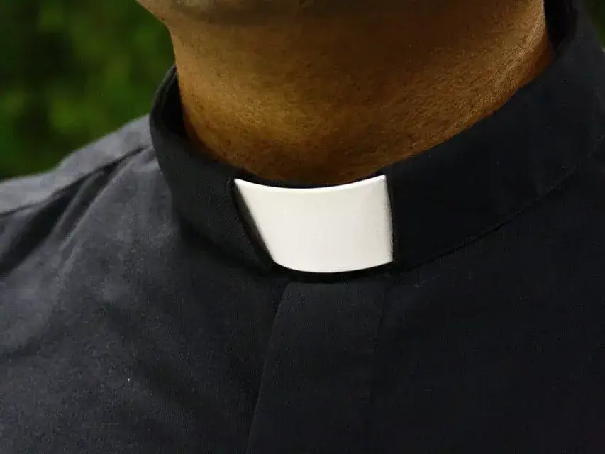 W jakim kościele jest pastor i jakie są jego obowiązki?