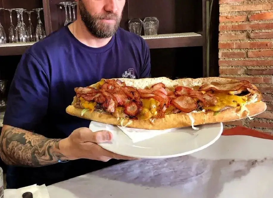 El Pastoret Náquera: 'Esmorzaret' XXL y el bocadillo Caníbal