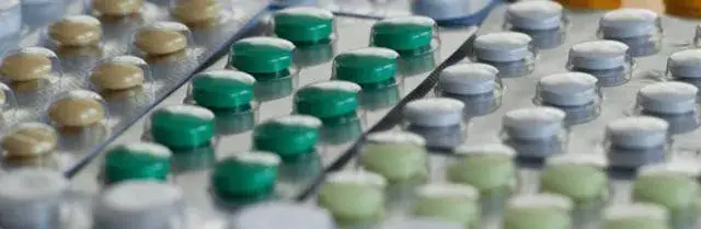 Skutki uboczne kortykosteroidów: co musisz wiedzieć o zagrożeniach