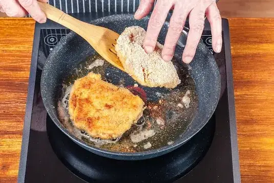 Bitki drobiowe: Proste przepisy i sekrety idealnych sosów