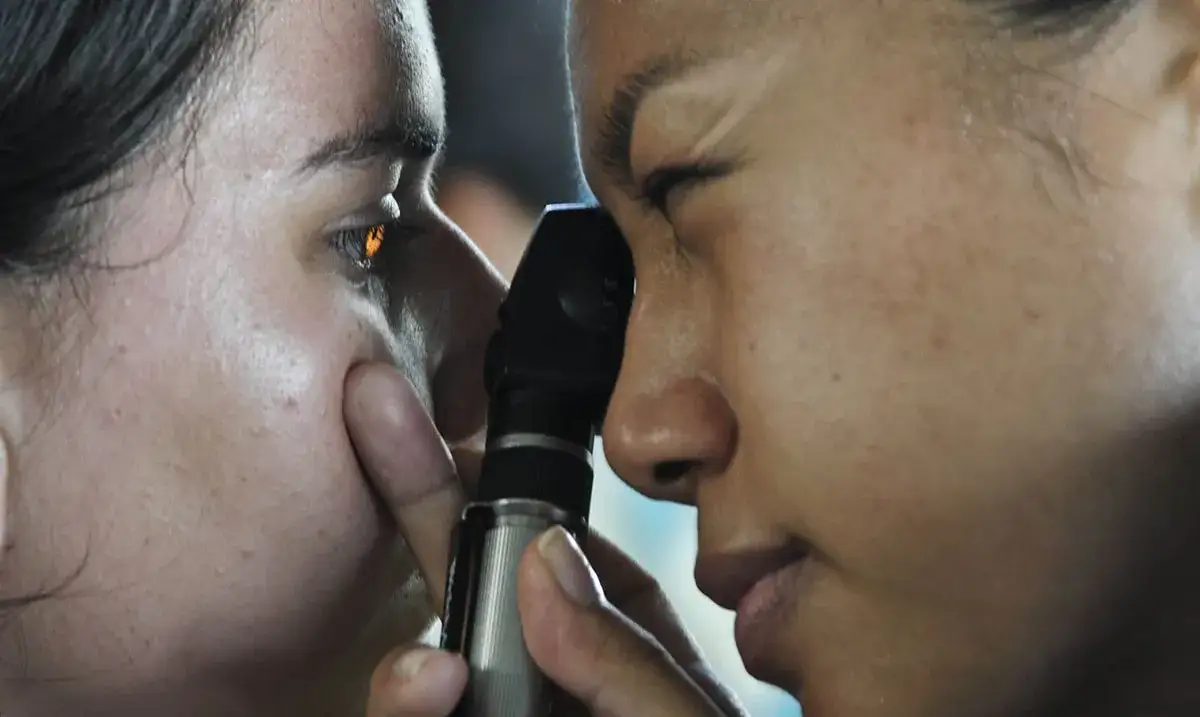 Badanie wzroku w soczewkach czy bez - co warto wiedzieć przed wizytą