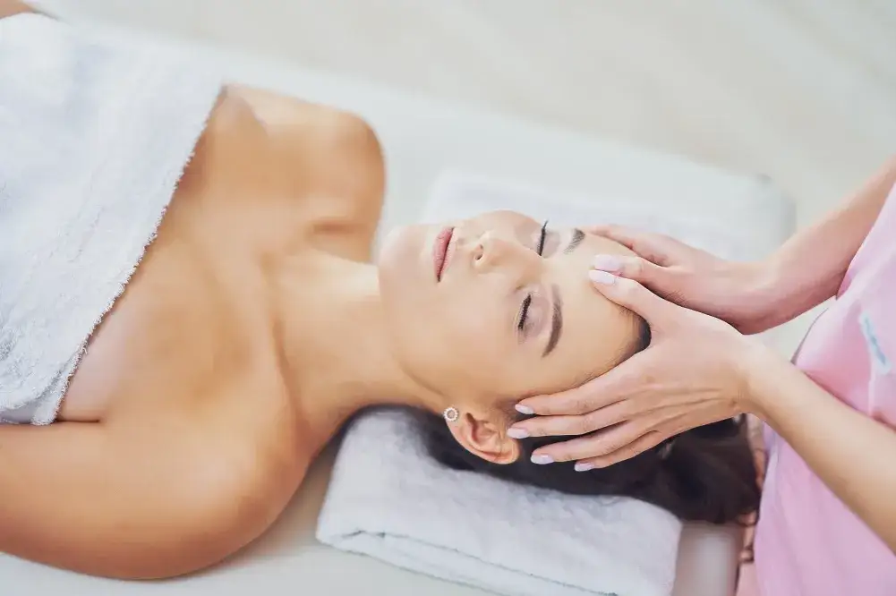 Ile kosztuje kurs masażu? Sprawdź ceny i wybierz najlepszy dla siebie