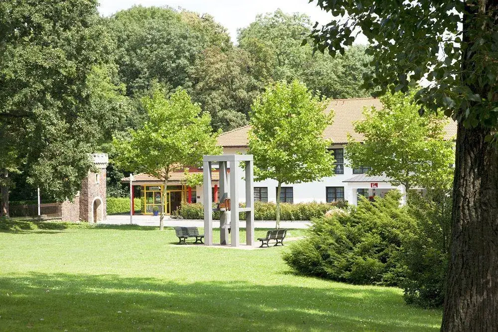 Hotel Kim Im Park Dresden - Spokojny wypoczynek blisko atrakcji