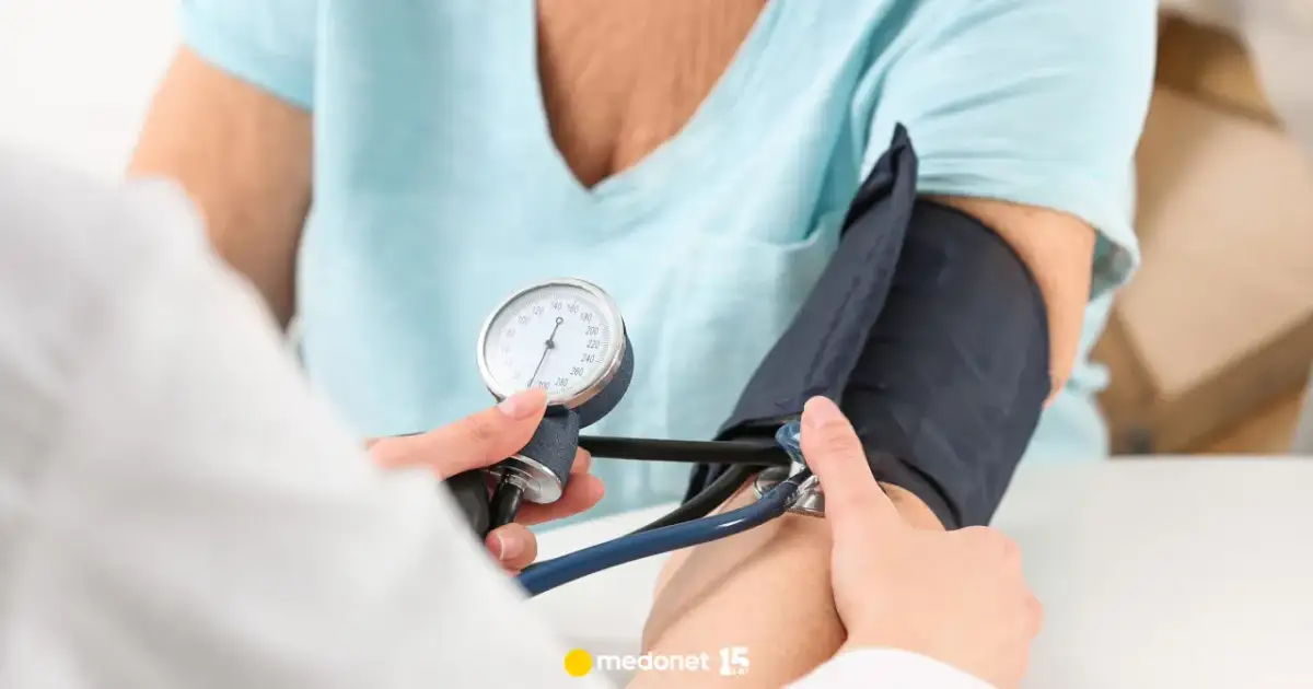 Leki od specjalistów: Czy lekarz rodzinny je widzi? Pełna kontrola!