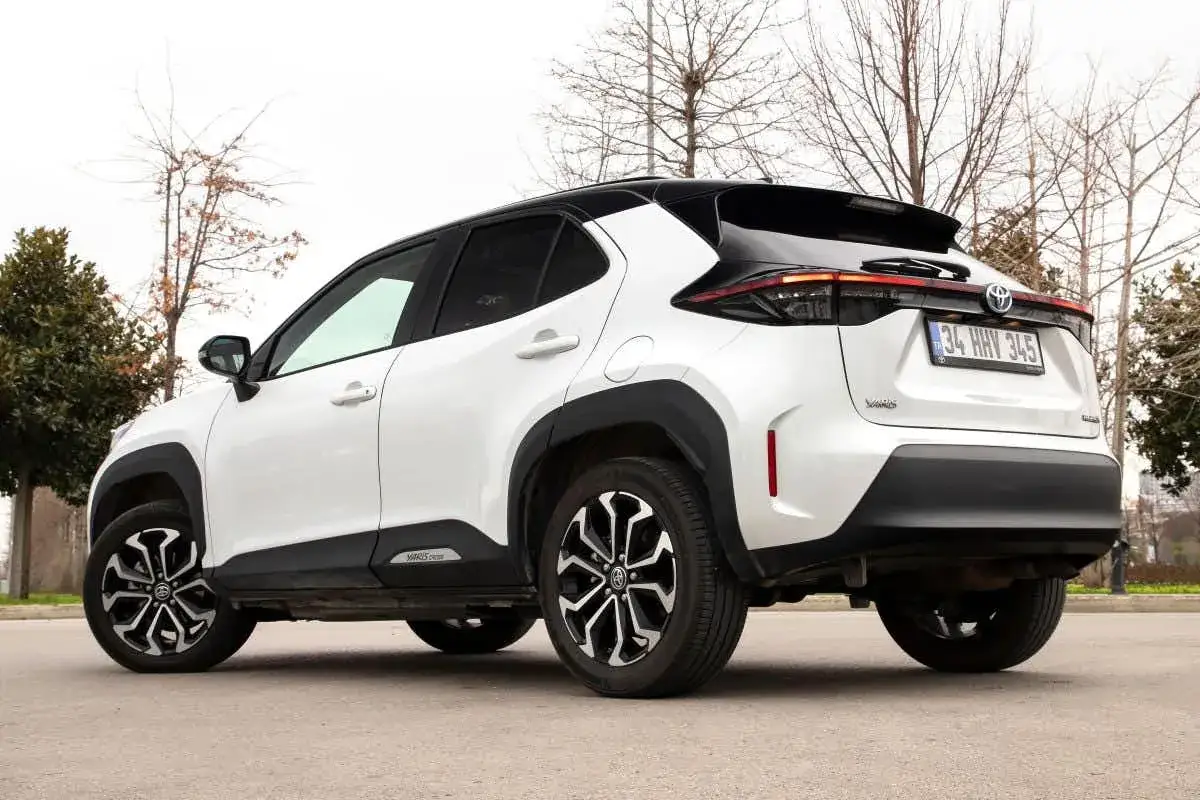 Auto do 80 tys: Najlepsze opcje na rynku, które warto rozważyć