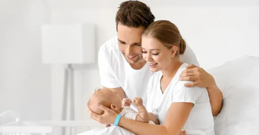 Ile trwa połóg po porodzie naturalnym? Odkryj ważne informacje.