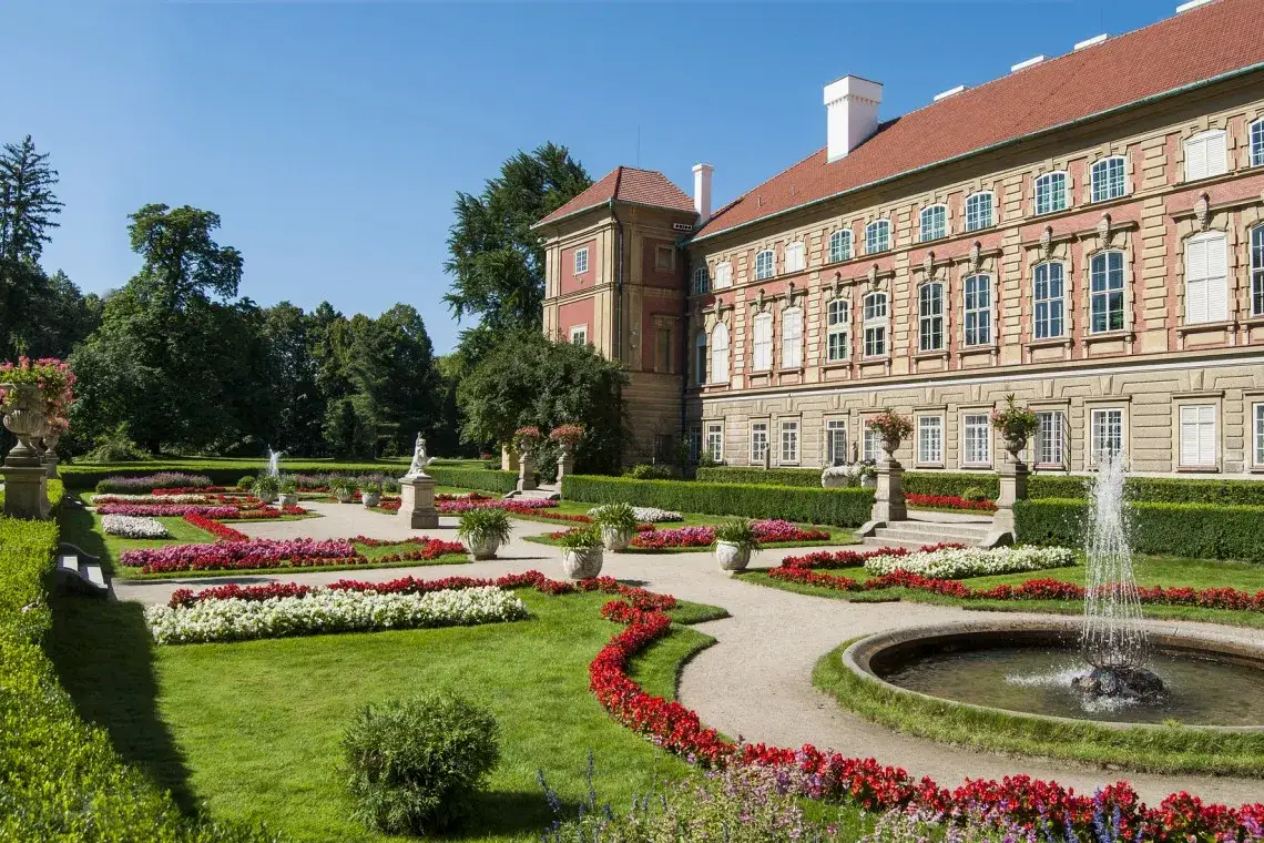 Muzeum zamek w Łańcucie – odkryj fascynującą historię i atrakcje