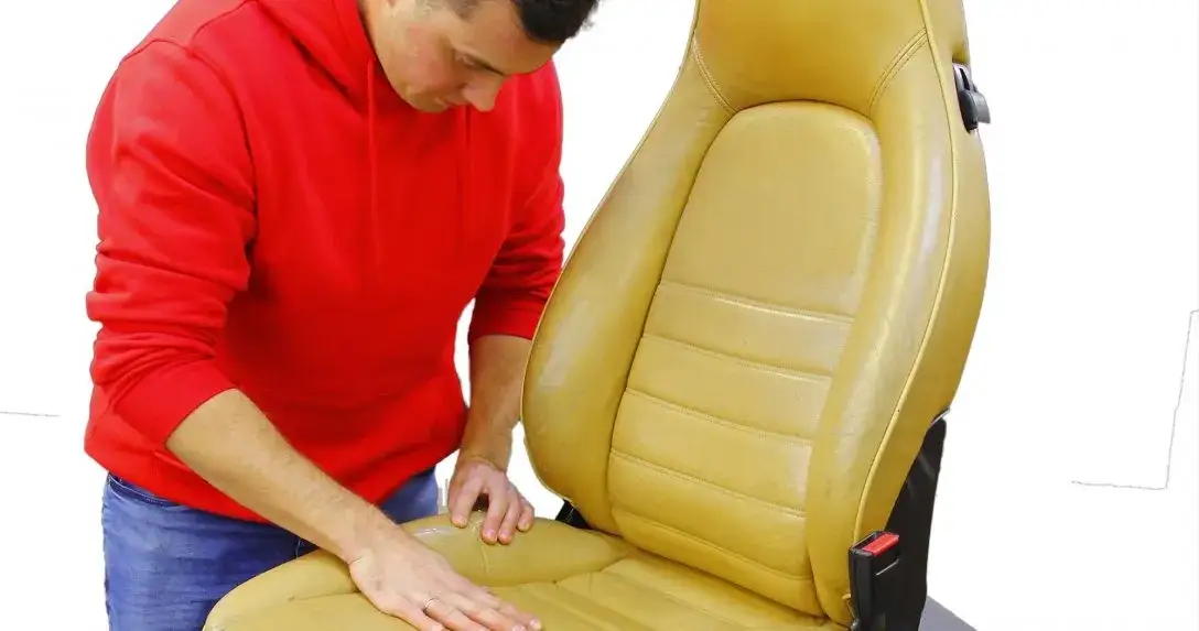 Jak naprawić skórę w samochodzie: 5 skutecznych metod domowych