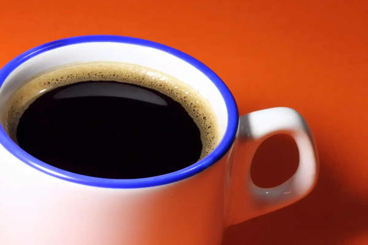 Kawa Inka nie podnosi ciśnienia: Bezpieczna dla serca i jelit?