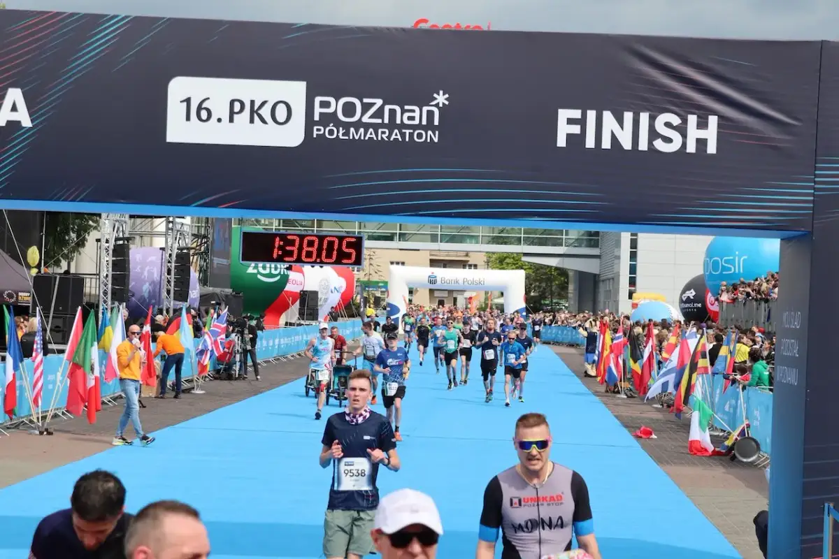 Ile po jedzeniu można biegać, aby uniknąć dyskomfortu i poprawić wyniki?