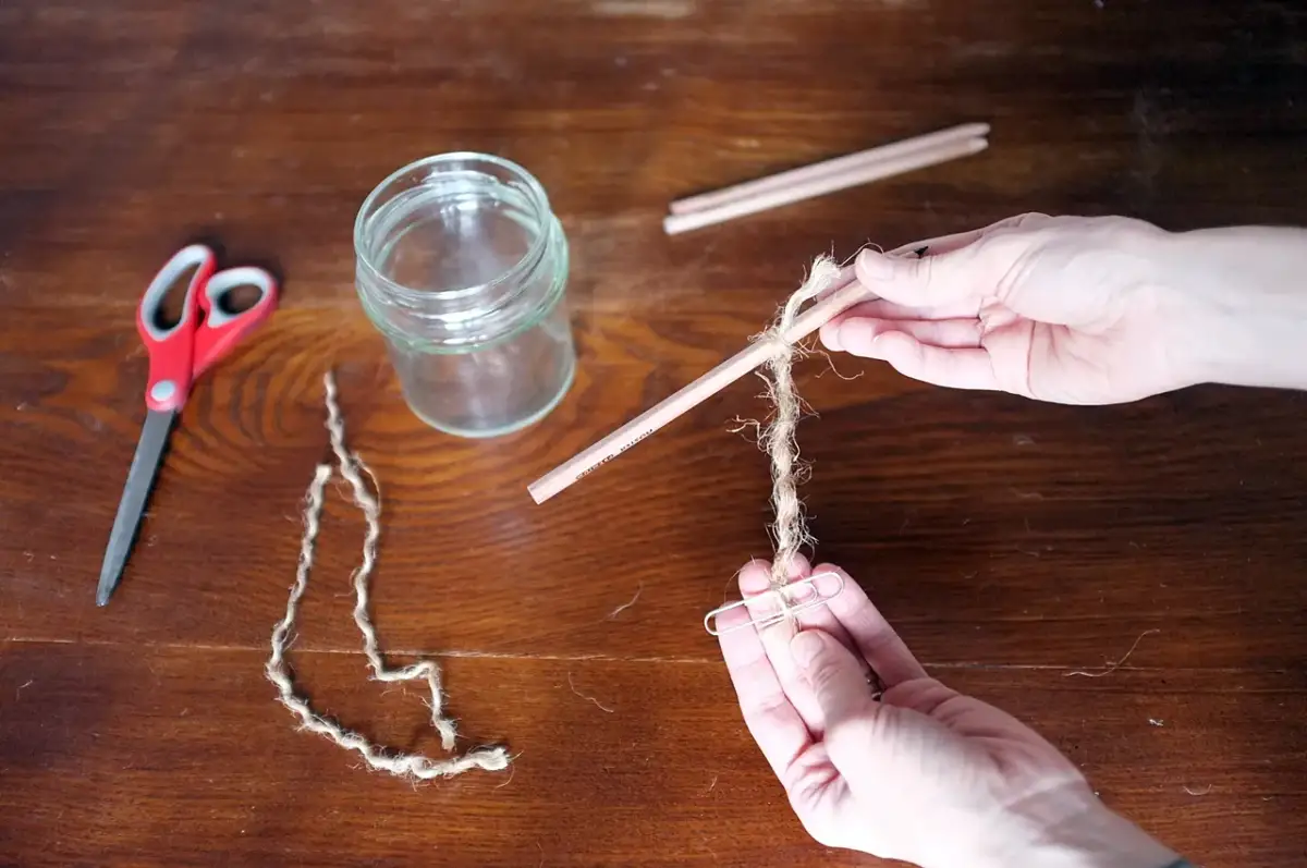 Jak samemu zrobić knot do świeczki i uniknąć najczęstszych błędów