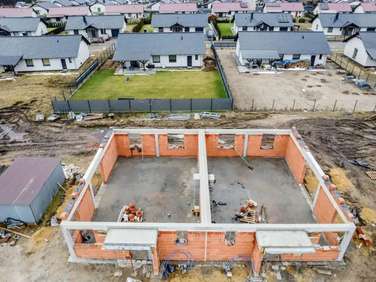 Jak zostać deweloperem? Przewodnik dla początkujących w Polsce