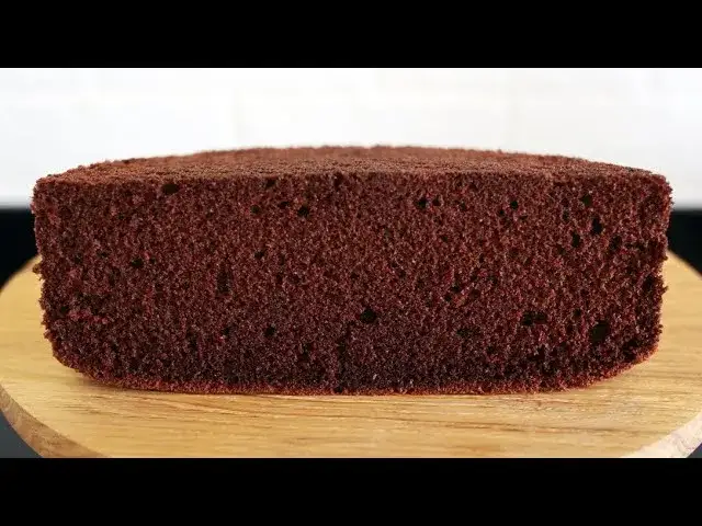 Idealny biszkopt czekoladowy: przepis, który zawsze się udaje