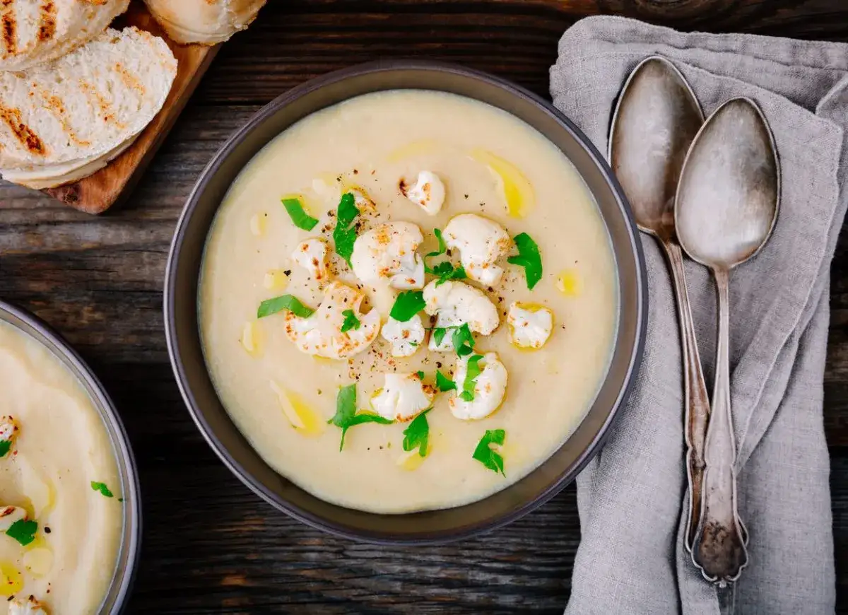 Jak zagęścić zupę mąką bez grudek – proste triki i porady