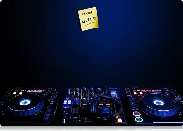 Co robi DJ? Poznaj tajniki pracy didżeja i jego obowiązki