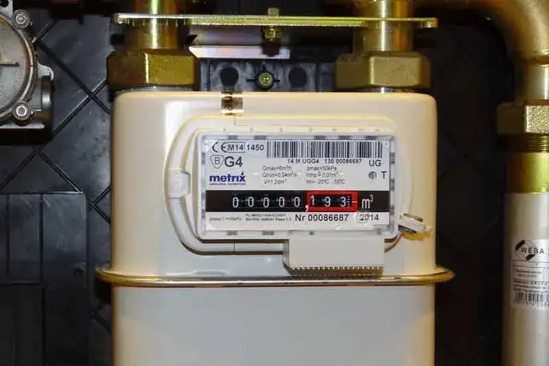 Instalacja gazowa: Zgłoszenie czy pozwolenie? Praktyczny poradnik