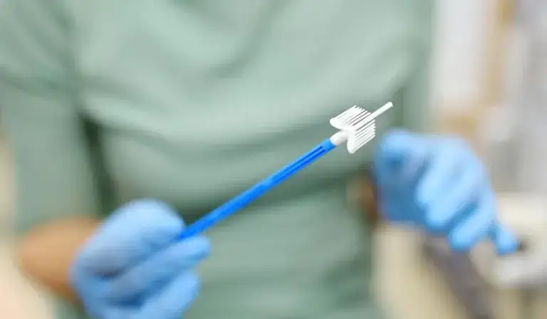 Ile kosztuje cytologia na NFZ? Dowiedz się, kto nie płaci!