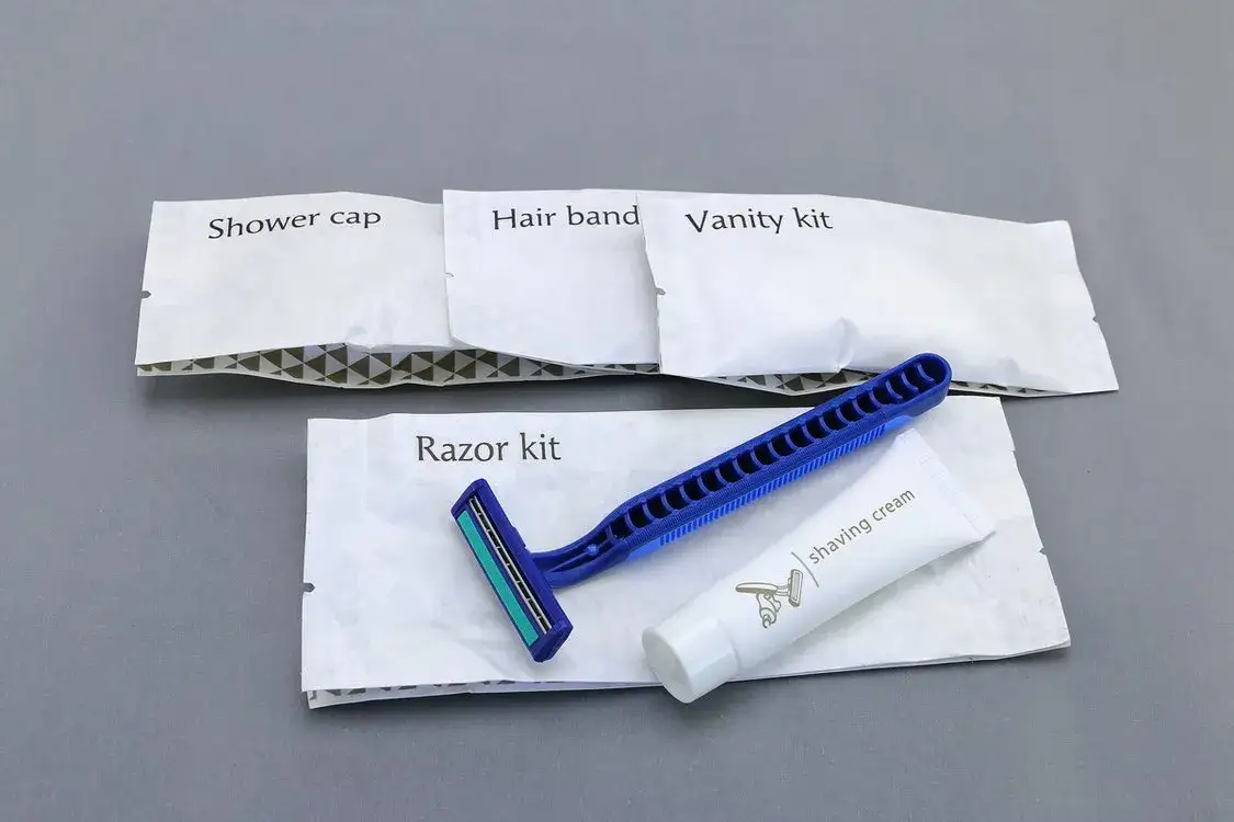 Co zabrać z hotelu? Praktyczny przewodnik po hotelowych drobiazgach