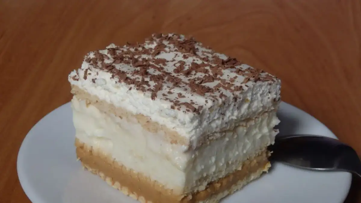 Ciasto 3 bit na herbatnikach – prosty przepis na pyszny deser bez pieczenia