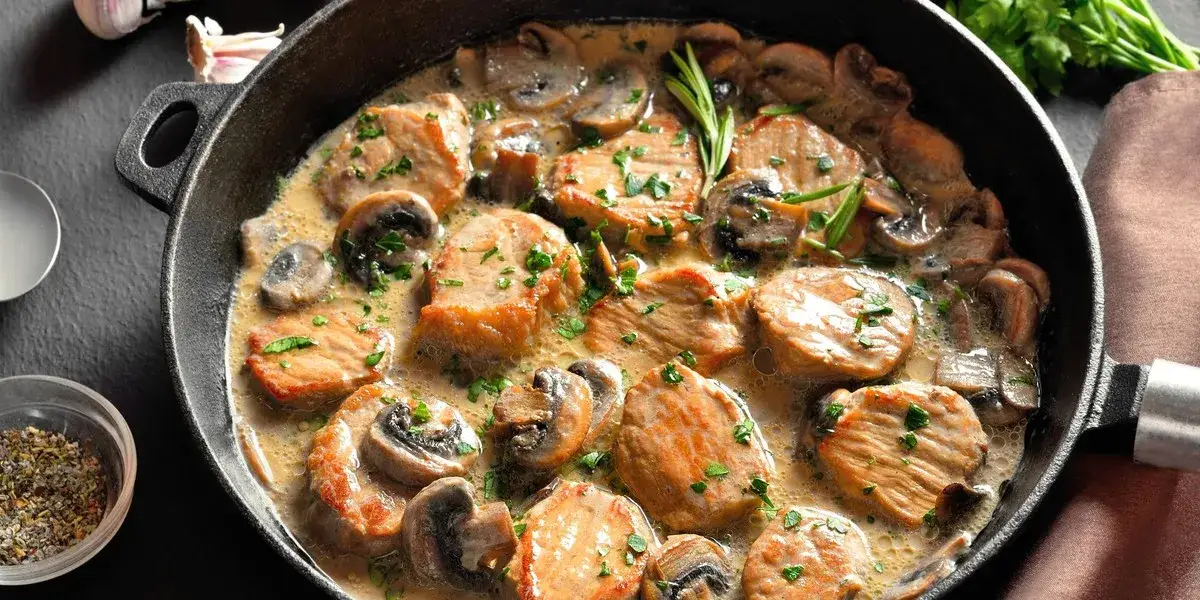 Jak zrobić dietetyczny sos do mięsa, który zachwyci smakiem i zdrowiem