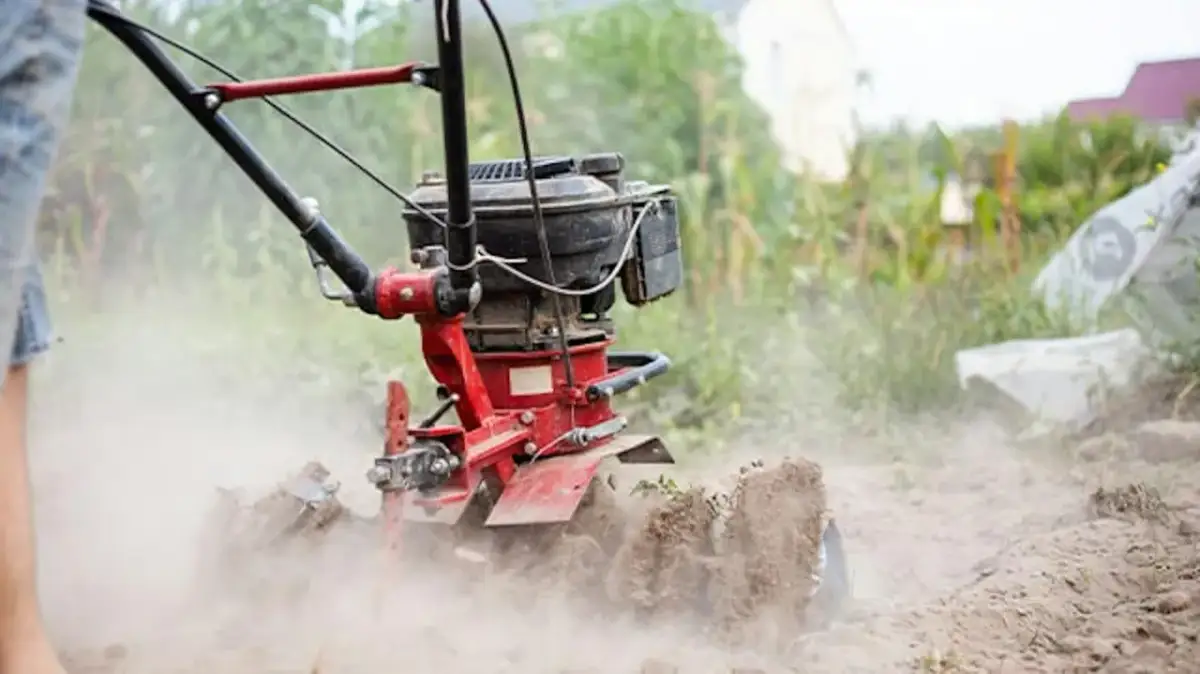 Czy glebogryzarka wyrówna teren? Poznaj prawdę przed zakupem sprzętu