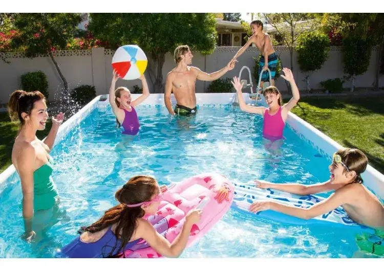 Jaką temperaturę wody w basenie ogrodowym wybrać dla dzieci i dorosłych?