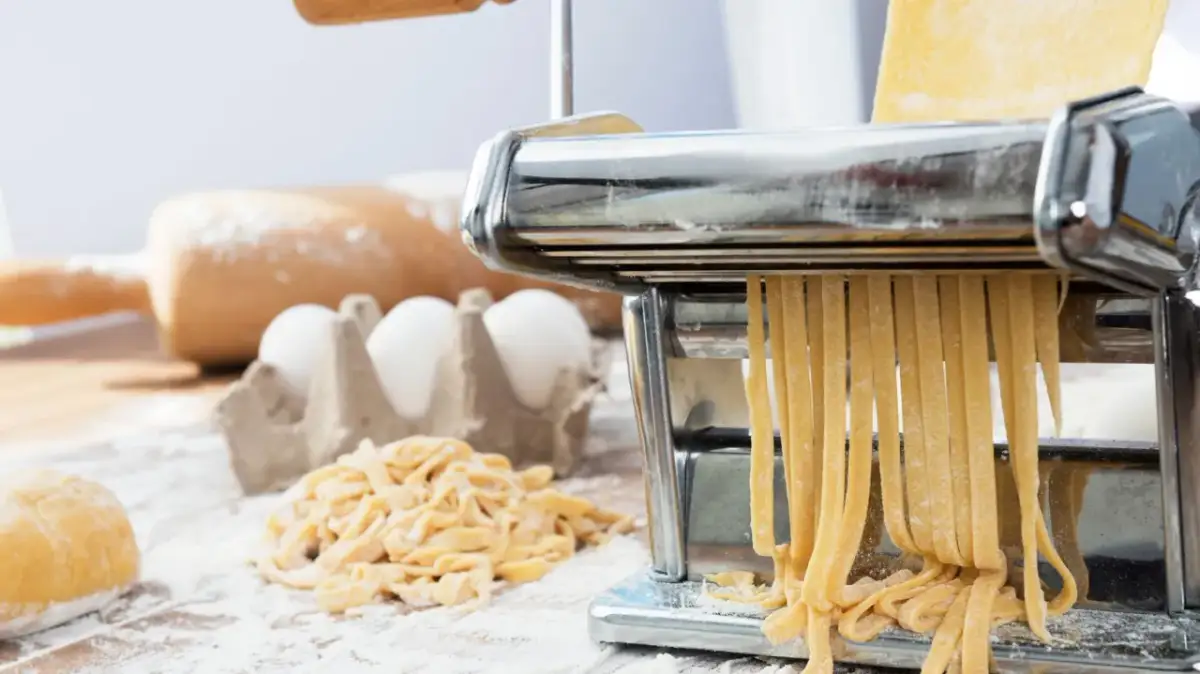 Machine à pâtes : Manuelle ou auto ? Le guide pour bien choisir