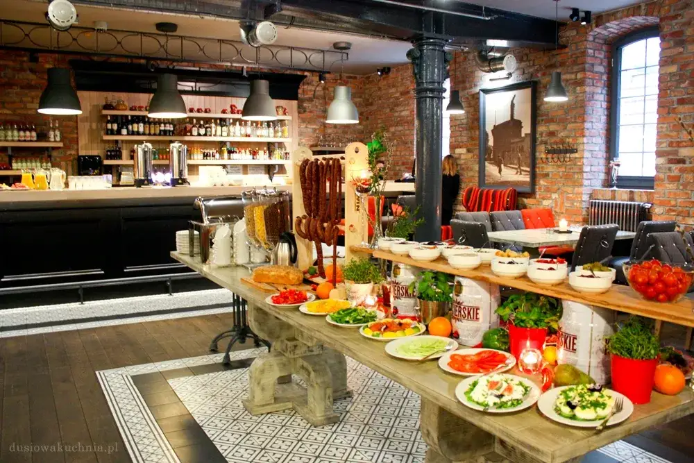 Gdzie zjeść w Kościerzynie? Od Kaszub po burgery pełny przewodnik