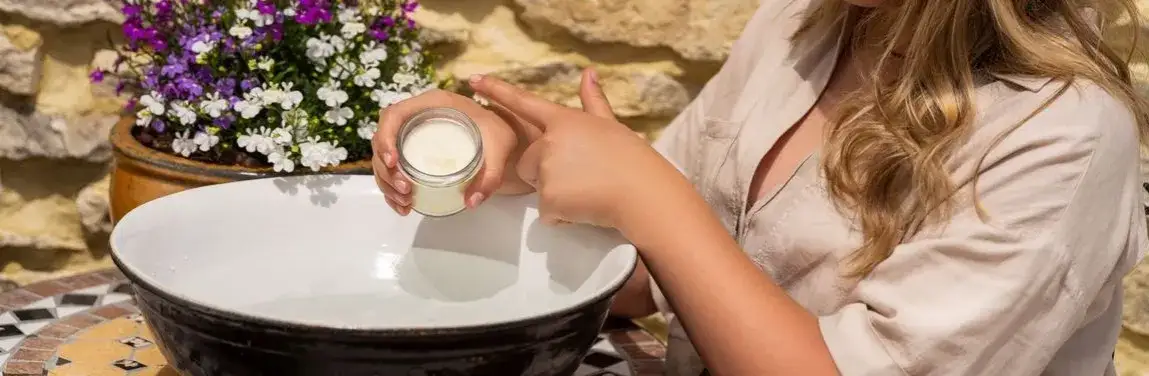 Propolis: Jak stosować bezpiecznie i skutecznie? Kompletny przewodnik