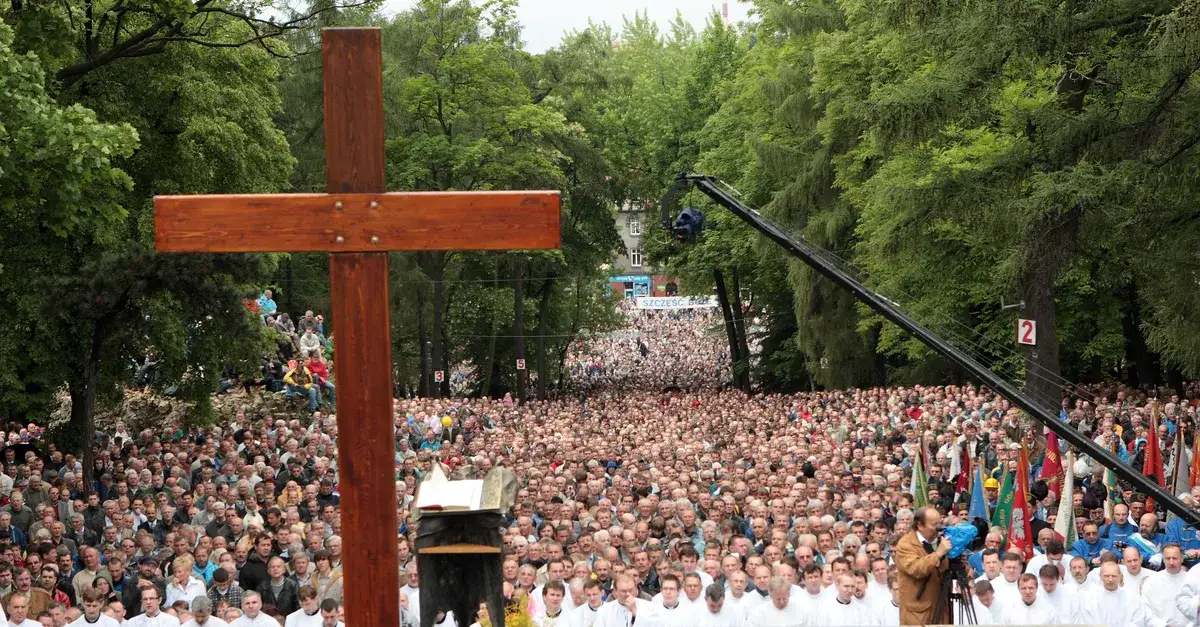 Co to jest kościół? Zrozumienie jego znaczenia i roli w życiu