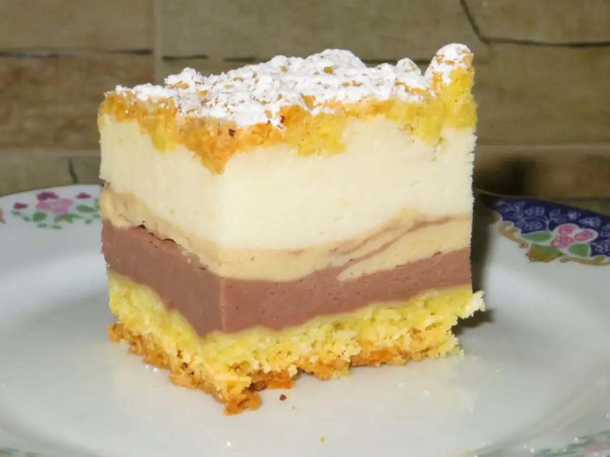 Przepisy na ciasta ze śmietaną, które zaskoczą Twoje podniebienie