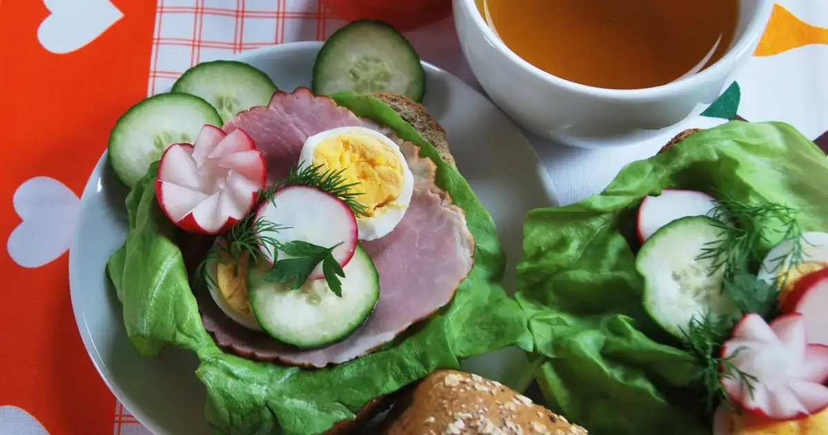 Zdrowe śniadanie na odchudzanie przepisy, które pomogą schudnąć zdrowo