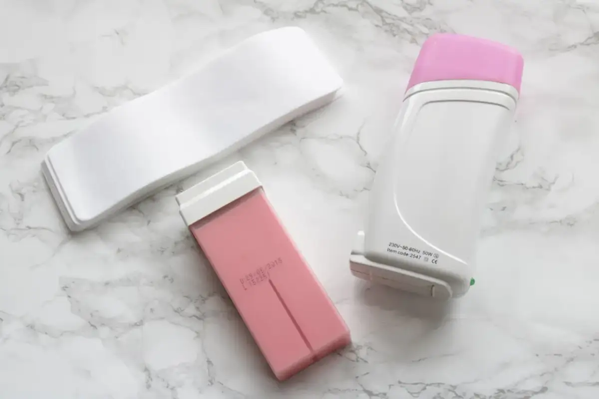 Wosk po depilacji? Pozbądź się go łatwo i bez podrażnień!