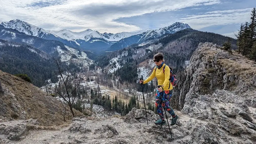 Tatry w maju: Bezpieczne szlaki, sprzęt i czego unikać?