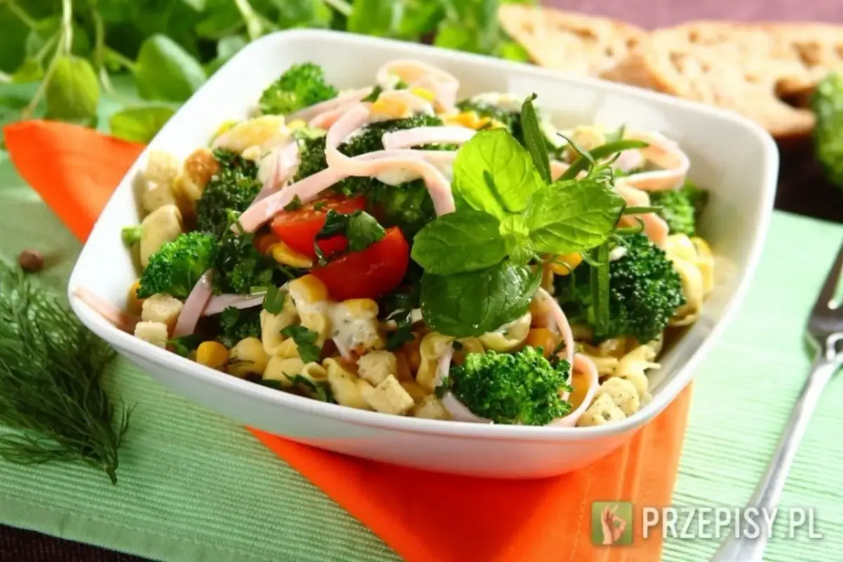 Brokuły do sałatki: chrupkie, zielone. Sekrety perfekcyjnego gotowania