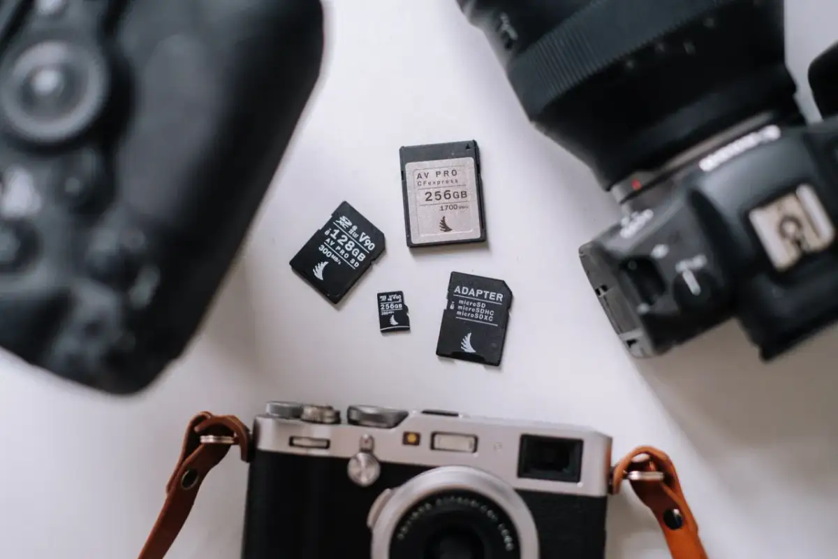 Do czego służy karta pamięci? Wybierz idealną dla siebie!