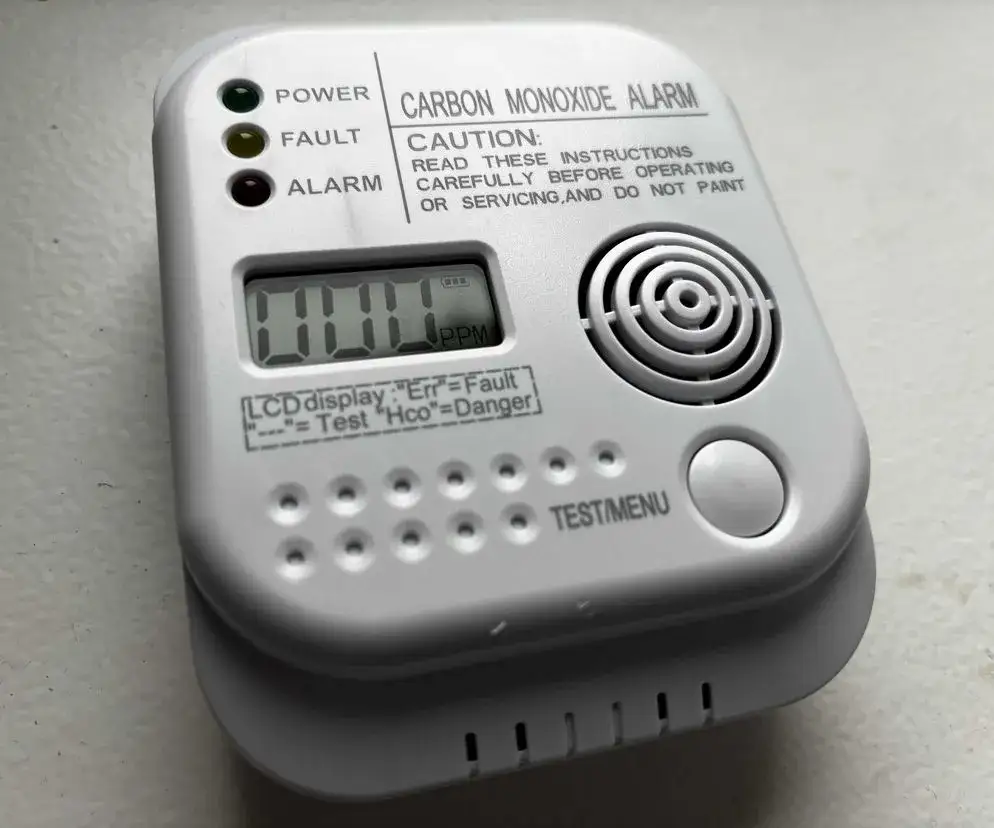 Ile kosztuje czujnik czadu? Sprawdź ceny i uniknij niebezpieczeństwa