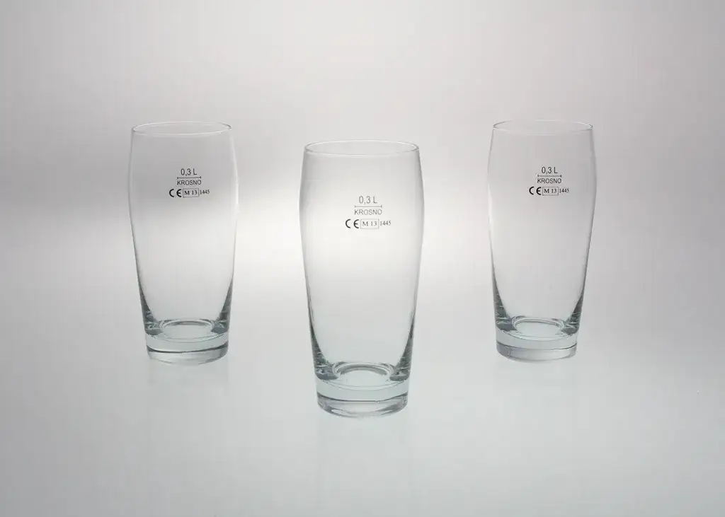 Szklanki Krosno: Jak wybrać idealne? Kolekcje, typy, jakość.