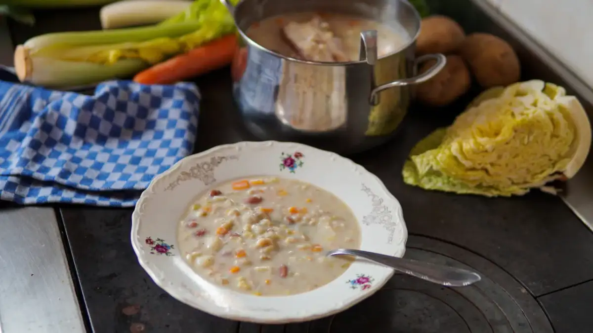 Minestra d'Orzo Trentina: Ricetta Perfetta e Benefici