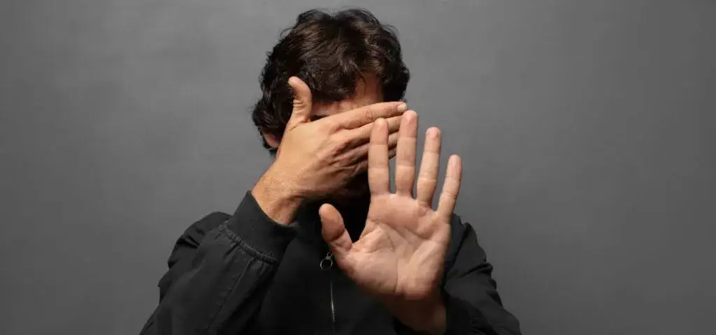 Jak oswoić lęk przed śmiercią? Skuteczne strategie i spokój