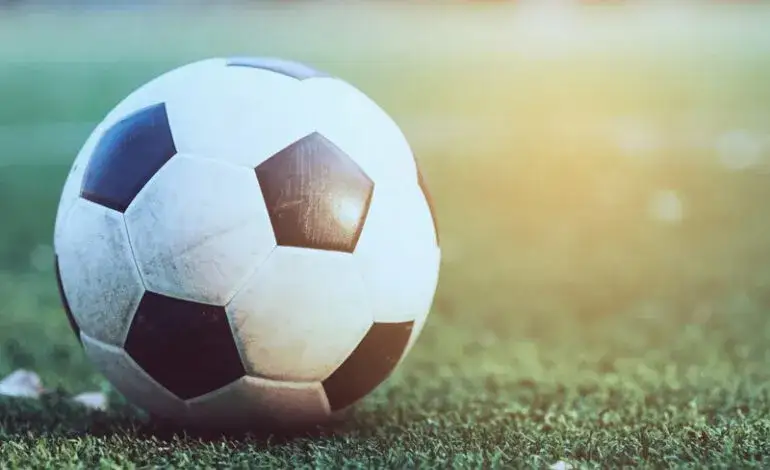 Ile drużyn spada z Ekstraklasy 2025/26? Pełne zasady i awanse