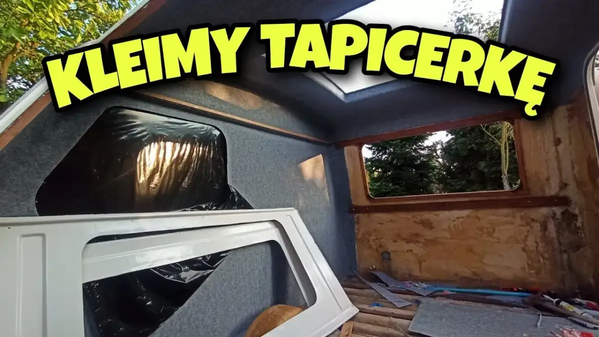 Najlepsze sposoby na to, czym przykleić tapicerkę w przyczepie kempingowej